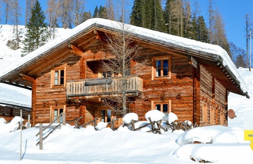 Untertauern Casa | Preciosa casa de vacaciones privada para 17 personas con WIFI, TV, balcón y aparcamiento