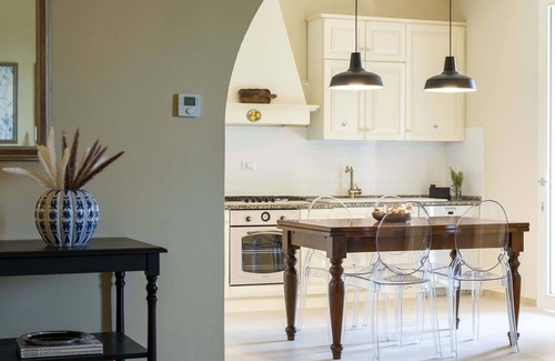 Sorrezzana Villa | Casa de vacaciones privada con WIFI, piscina privada, A/C, TV, patio, vista panorámica