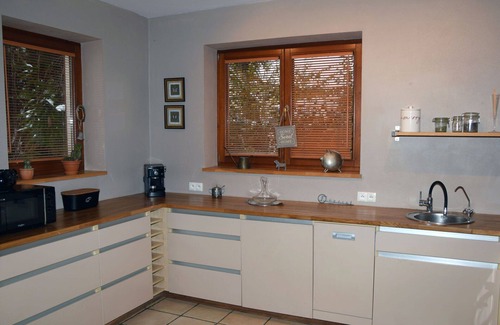 Wieliczka Casa | Wonderful private villa for 7 guests with WIFI, hot tub, TV, terrace and parking