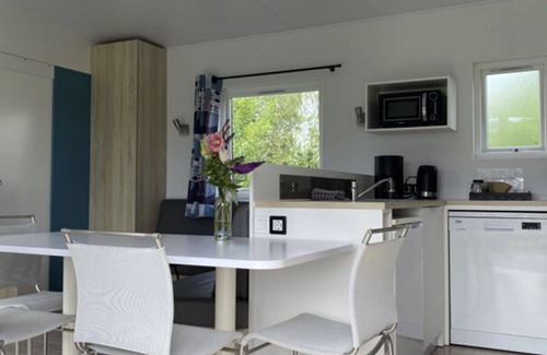De Veenhoop Casa | Estupenda casa de vacaciones privada con WIFI, TV, terraza, mascotas permitida y aparcamiento