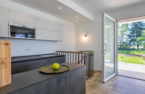 Bibbona Casa | Maravillosa casa de vacaciones privada con WIFI, piscina privada, A/C, TV, terraza, aparcamiento