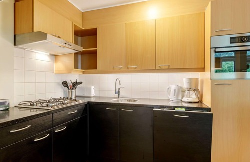 America Casa | Maravillosa casa de vacaciones privada para 8 personas con piscina, WIFI, TV, terraza y aparcamiento