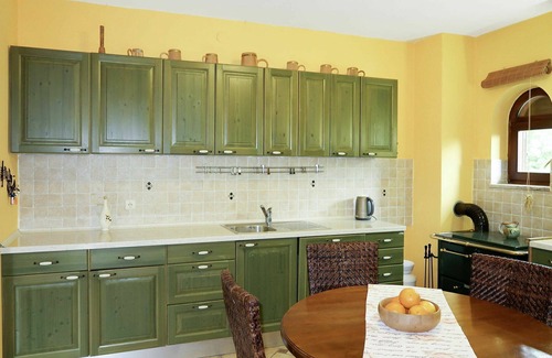 Drinovci Casa | Casa de vacaciones privada con piscina privada, A/C, WIFI, TV, terraza, mascotas permitida