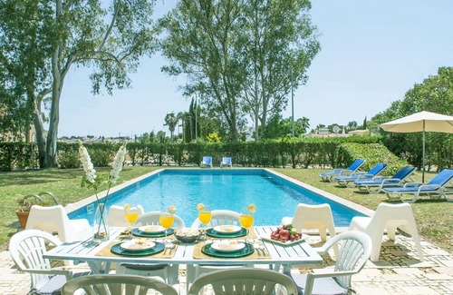Penina Casa | Estupenda casa de vacaciones privada con WIFI, A/C, piscina privada, TV, terraza y aparcamiento