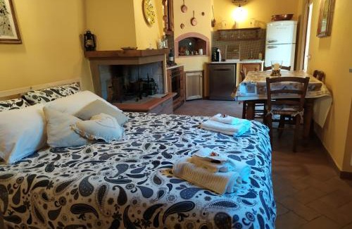 Pistoia Casa | Wonderful Rustic Cottage with Garden-Only Adults