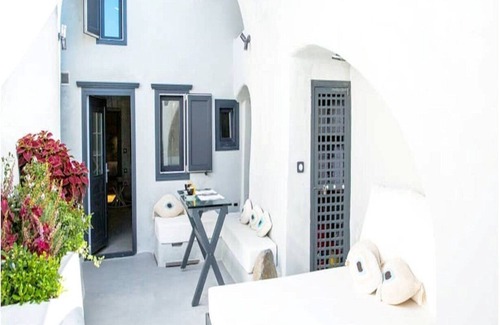 Vourvoulos Villa | Wonderful Santorini Villa | 1 Bedroom | Dream Villa Ena | Stunning Sea Views & Private Pool | Vourvoulos