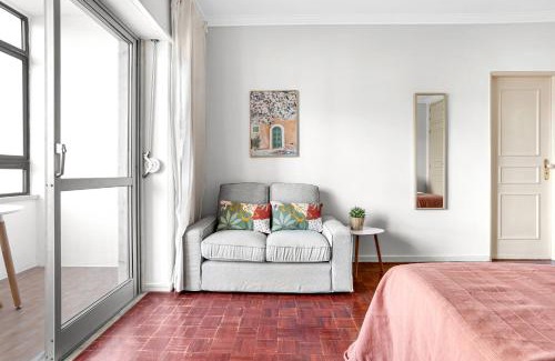 Alfornelos Casa | Wonderful Shared Apartment in Alfornelos - NEAR METRO!