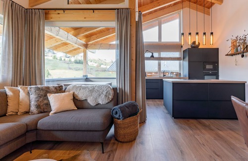 Sankt Lambrecht Casa | Wonderful ski in-ski out lodge with sauna
