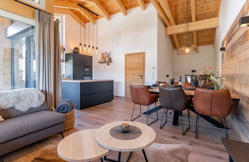 Sankt Lambrecht Casa | Wonderful ski in-ski out lodge with sauna