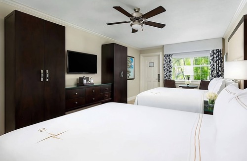 Uptown - Upper Duval Complejo | Wonderful Stay, Amazing Location! 4 Comfortable Units, 3 Pools, Onsite Spa