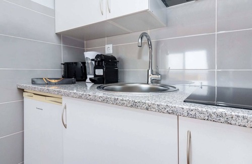 Cascais Apartamento | Wonderful Studio in Cascais With Sea View