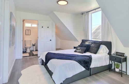 Eastside Casa | Wonderful Tacoma Home 10 minutes from Ruston, Point Defiance Zoo and much more