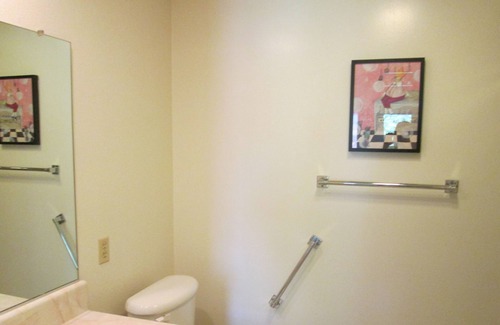Laguna Hills Condominio | VIVO EN EL ARBOL MARAVILLOSO