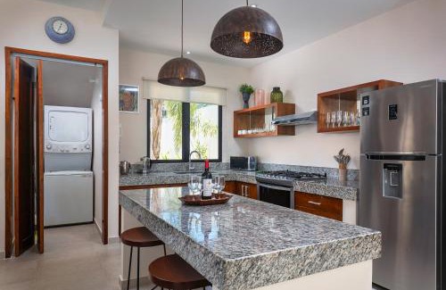 Área de La Veleta Villa | Wonderful Tropical Home 3BR, Garden, Private Pool.