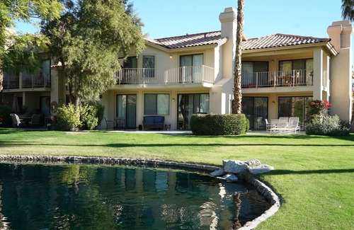 La Quinta Casa | Wonderful Updated Townhome