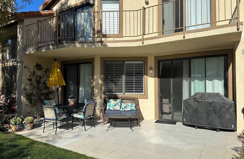 La Quinta Casa | Wonderful Updated Townhome