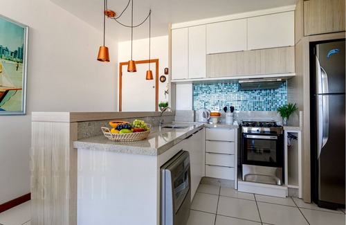 Itapiruba Apartamento | Wonderful View: Beachfront Apartment