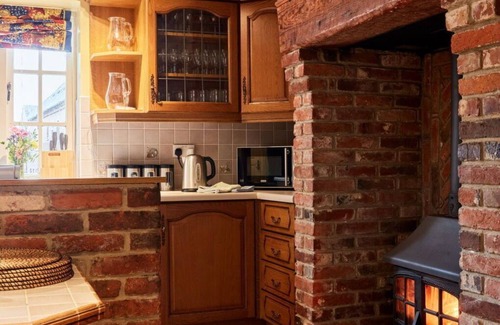Dalbury Lees Casa | Estupenda casa de vacaciones para 10 personas con WIFI, TV y aparcamiento