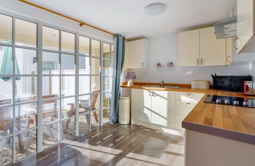 Glen Urquhart Casa | Estupenda casa de vacaciones para 4 personas con TV, mascotas permitida y aparcamiento