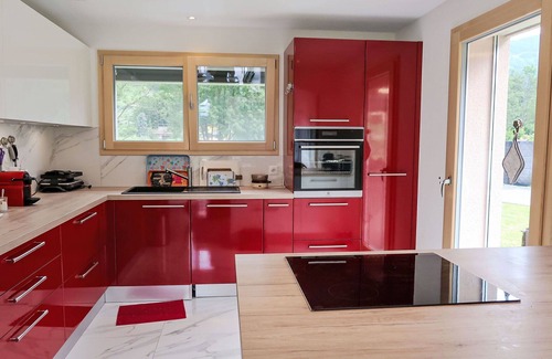 Les Posses-sur-Bex Casa | Wonderful villa for 6 guests with WIFI, TV, terrace and parking