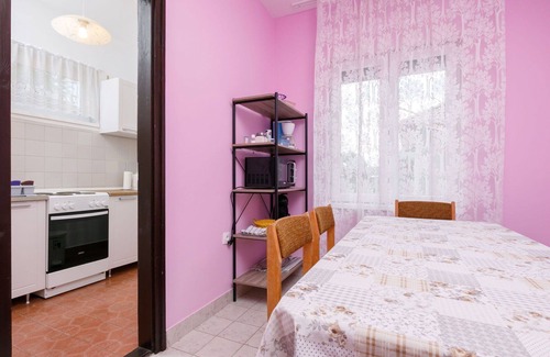 Balatonfenyves Casa | Maravillosa casa de vacaciones para 6 personas con WIFI, A/C, TV y terraza