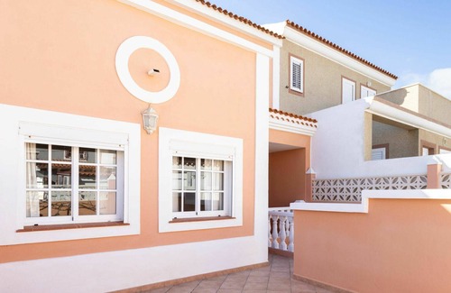 Fasnia Casa | Maravillosa casa de vacaciones para 6 personas con WIFI, TV, terraza y mascotas permitida