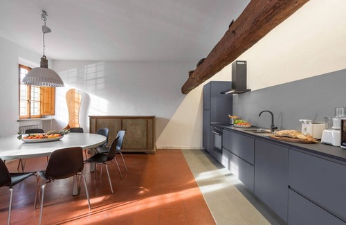 Pistoia Villa | Preciosa casa de vacaciones con WIFI, piscina privada, TV, mascotas permitida y aparcamiento