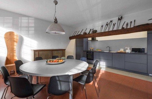 Pistoia Villa | Preciosa casa de vacaciones con WIFI, piscina privada, TV, mascotas permitida y aparcamiento