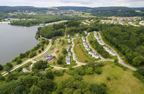 Nohfelden Casa | Maravillosa casa de vacaciones para 6 personas con WIFI, piscina, TV, terraza y aparcamiento
