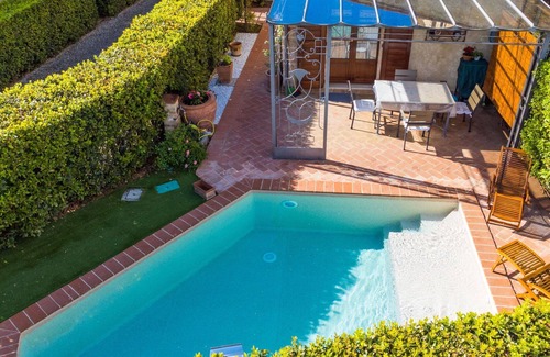 San Gimignano Villa | Preciosa casa de vacaciones con jacuzzi, WIFI, piscina privada, TV, terraza, aparcamiento