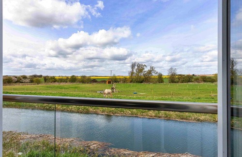 Thurlby Casa | Wonderful villa for 6 people with WIFI, terrace, pets allowed and parking
