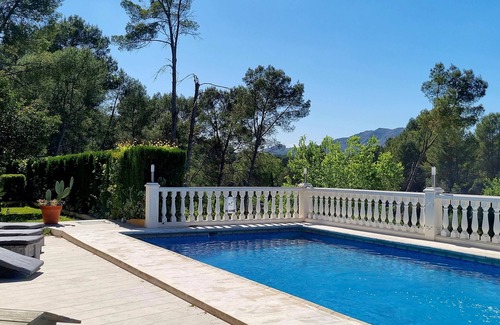 Xativa Villa | Gran villa con piscina cerca de la hermosa ciudad, ideal para familias y grupos