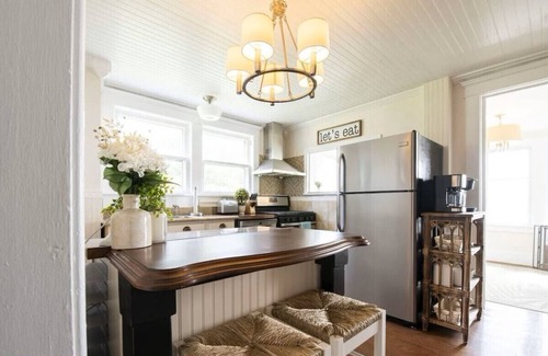 Seneca Falls Casa | Wonderful Wine Getaway: Private Home with lake view