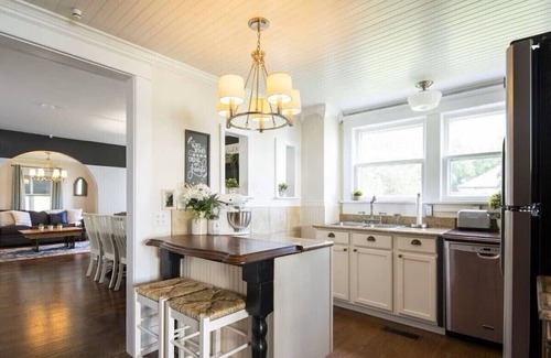 Seneca Falls Casa | Wonderful Wine Getaway: Private Home with lake view