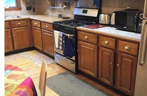 Salisbury Street Casa | Wonderful Worcester House!