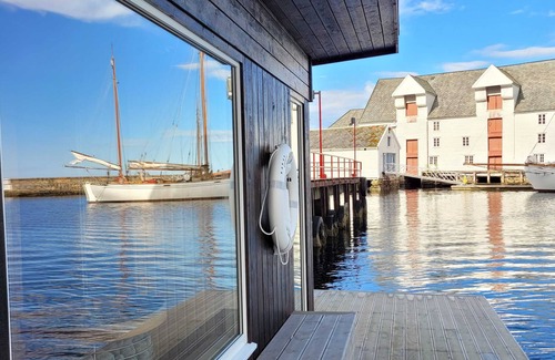 Alesund Apartamento | Maravillosa ubicación, 2 dormitorios, balcón.