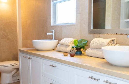 Dunmore Town Villa | Wonderland - The ideal spot for beach lovers