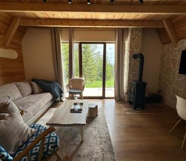 Zabljak Chalet De Esquí | Wonderwood Board home