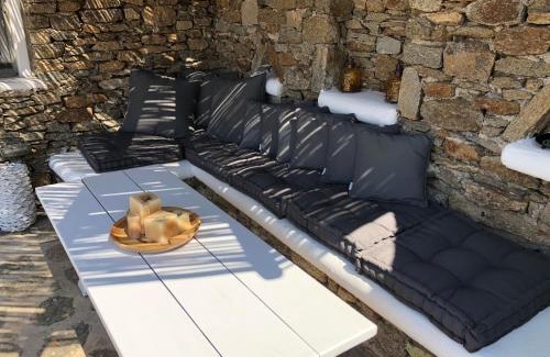Faros Armenistis Casa | Wood and Stone