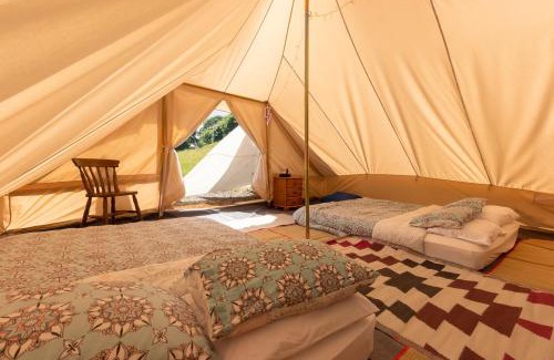 Abergele Casa | Wood Cabin & 4 Large Bell Tents - Hapus Hideaway