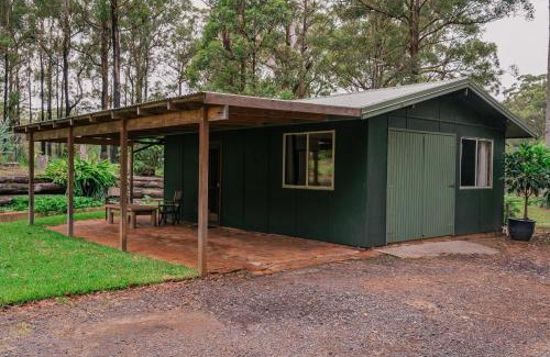 Hallidays Point Casa | Woodbine Studio Cabin Retreat