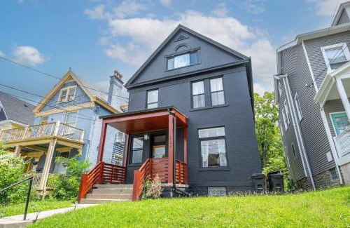 Cincinnati Casa | Woodburn Villa by Blackhouse