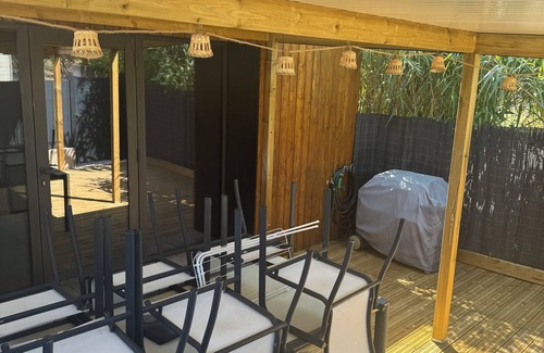 Chateauneuf-les-Martigues Chalet De Esquí | Wooden chalet rental