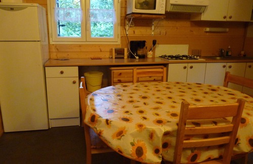 Saint-Agnan Chalet De Esquí | chalet de madera 6/8 personas en el campo con estanque de pesca