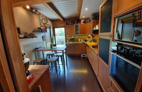 Saint-Genix-sur-Guiers Casa | Wooden family home CLIMATISATION and JACUZZI