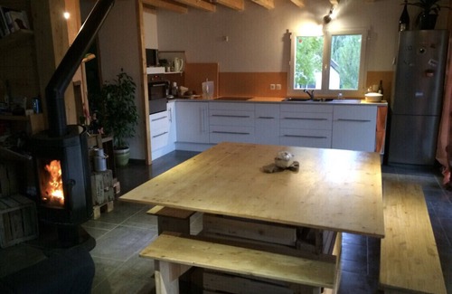Gap Casa | WOODEN HOUSE IN GAP (05000)