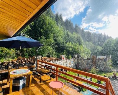 Bagvdanari Chalet De Esquí | Wooden huts In Mestia-Hut for 14