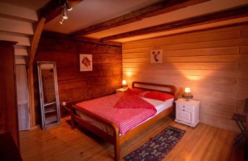 Plaski Chalet De Esquí | Wooden veggie house Koliba near Plitvice Lakes