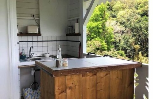 Fonds Saint Denis Casa | Wooden villa in the heart of nature