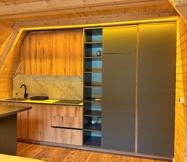 Pleshinë Casa | Wooden Villa